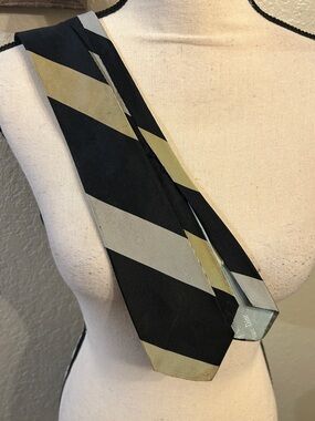 Vintage Christian Dior 100% Silk Striped Tie